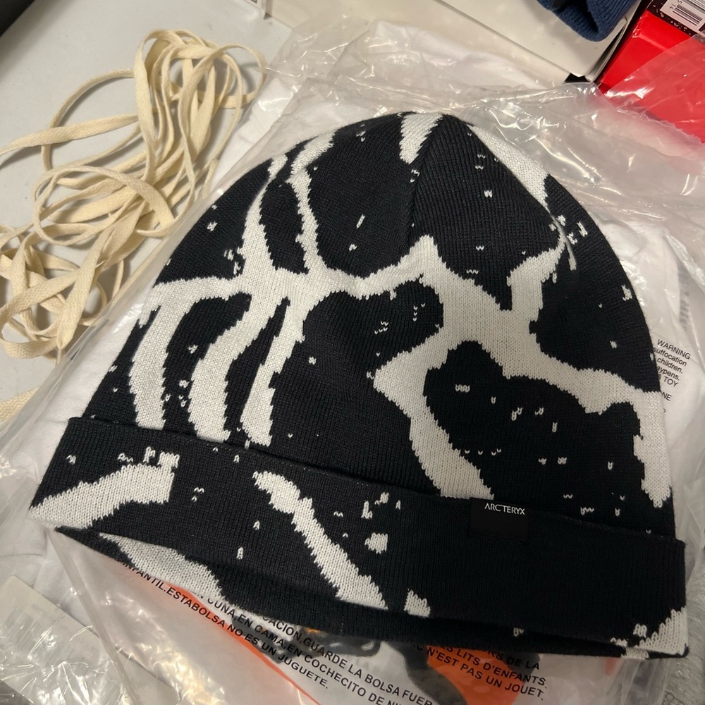 ARC’TERYX Grotto Beanie